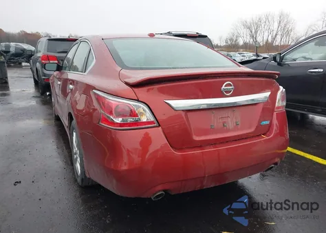2014 Nissan Altima 2.5 S z USA, uszkodzony, nr VIN 1N4AL3AP1EN244006